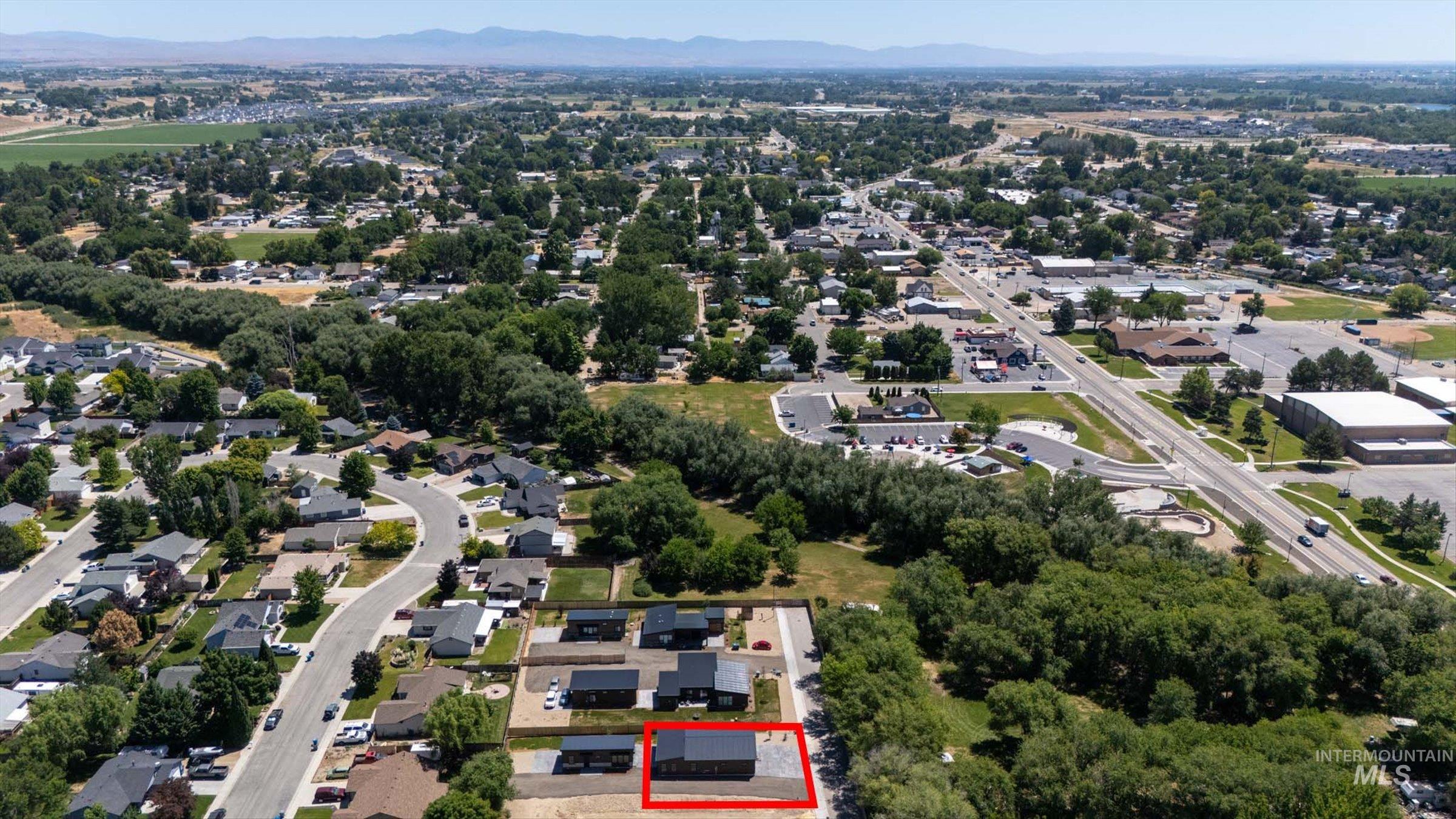 398 W London St, Middleton, Idaho 83644, 3 Bedrooms, 2 Bathrooms, Residential For Sale, Price $559,900, 98991392