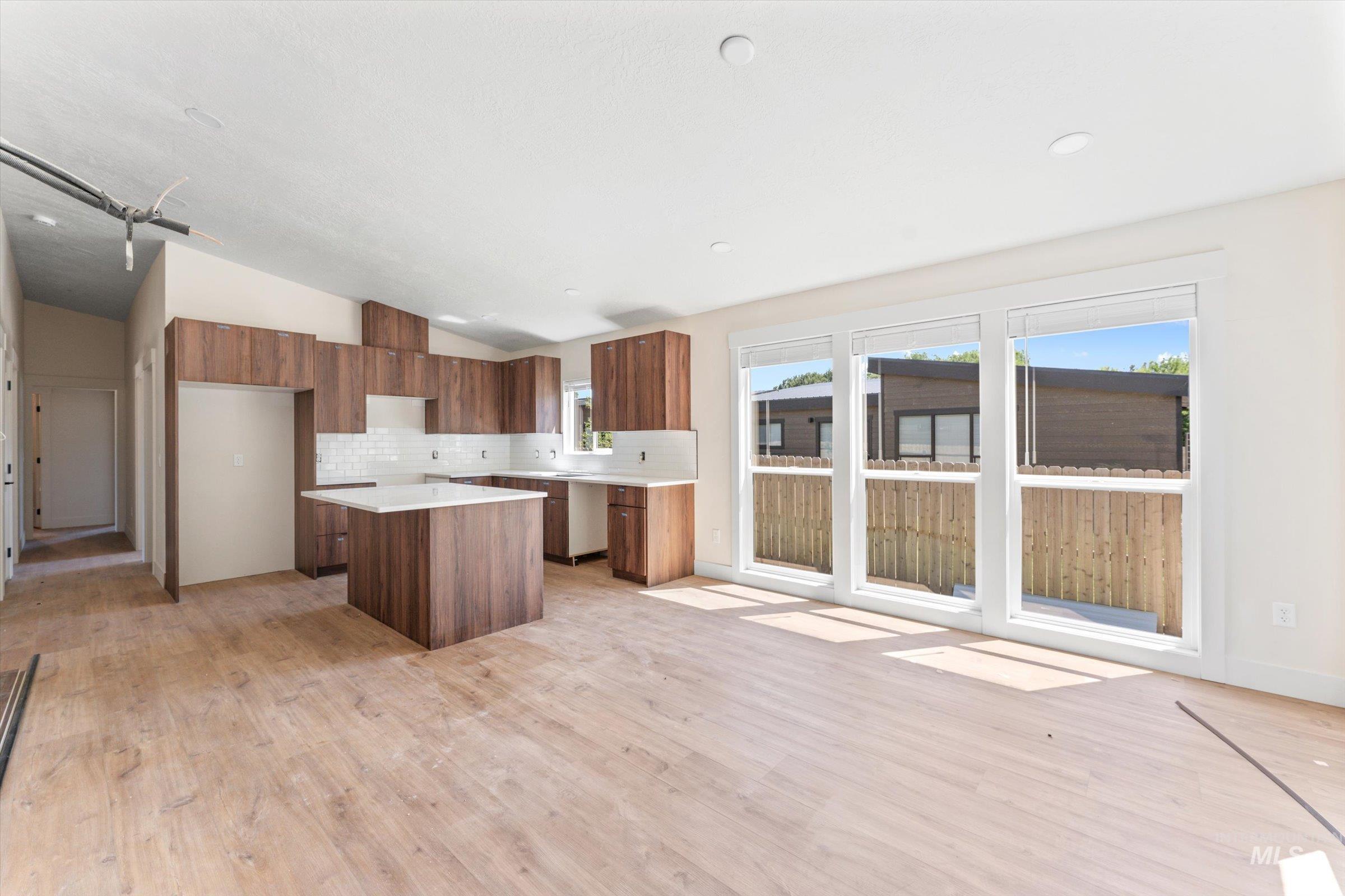 398 W London St, Middleton, Idaho 83644, 3 Bedrooms, 2 Bathrooms, Residential For Sale, Price $559,900, 98991392