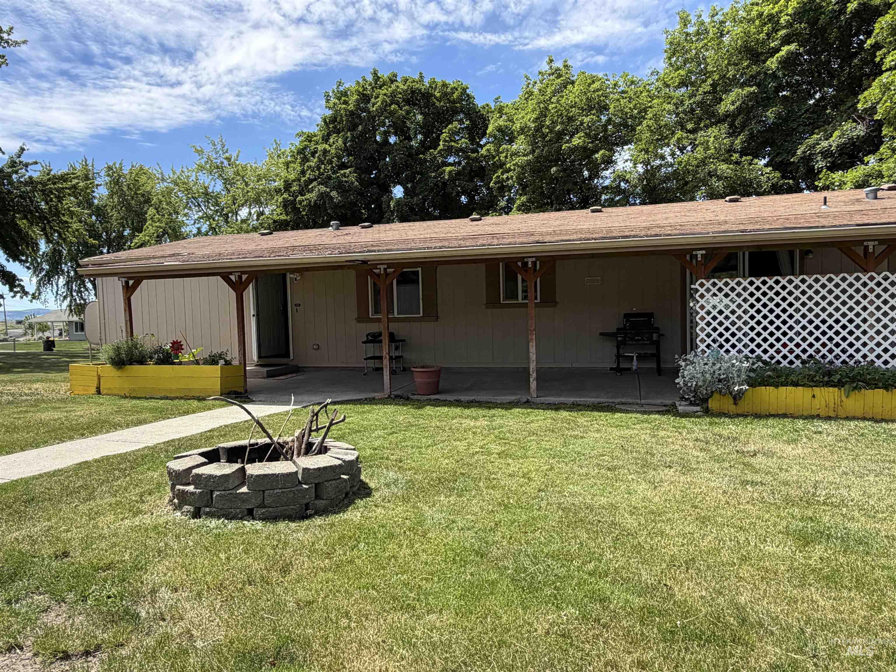 702 Villard ave, Craigmont, Idaho 83523, 3 Bedrooms, 2 Bathrooms, Residential For Sale, Price $349,900, 98991393