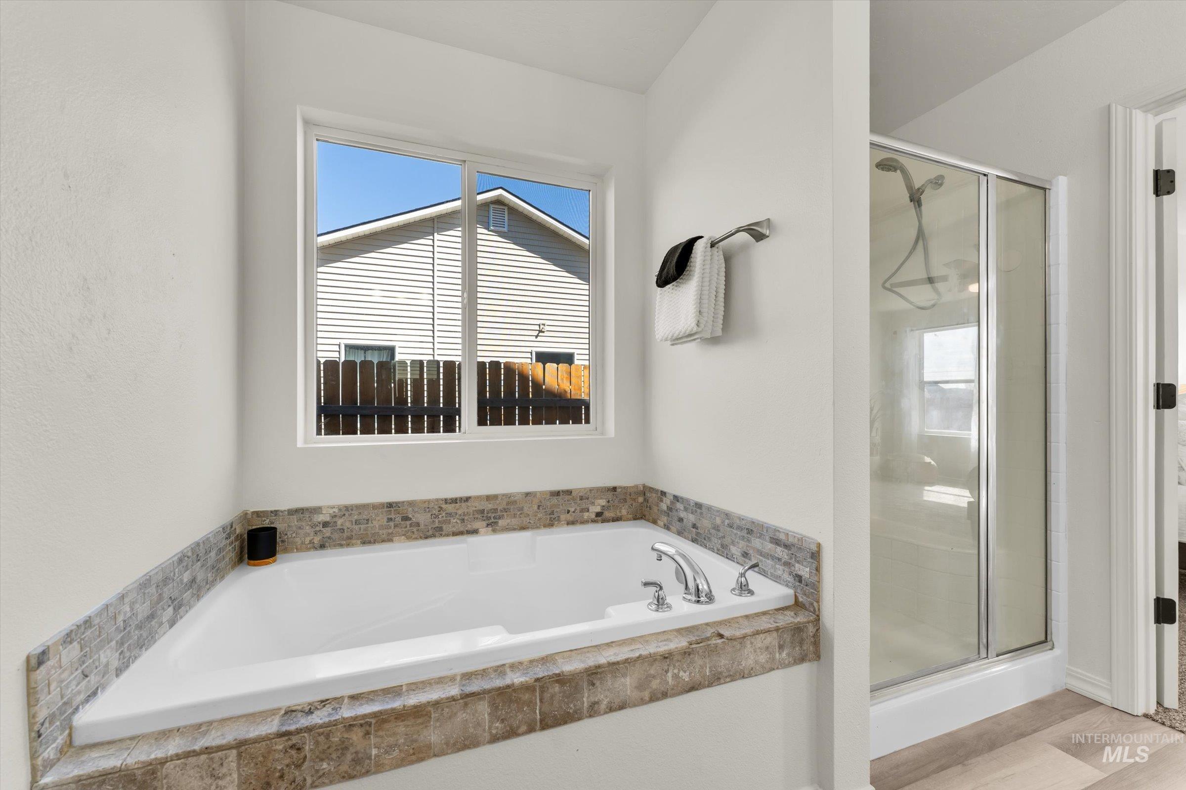 5602 Barkley Way, Caldwell, Idaho 83607-5580, 5 Bedrooms, 2.5 Bathrooms, Residential For Sale, Price $0,MLS 98991395