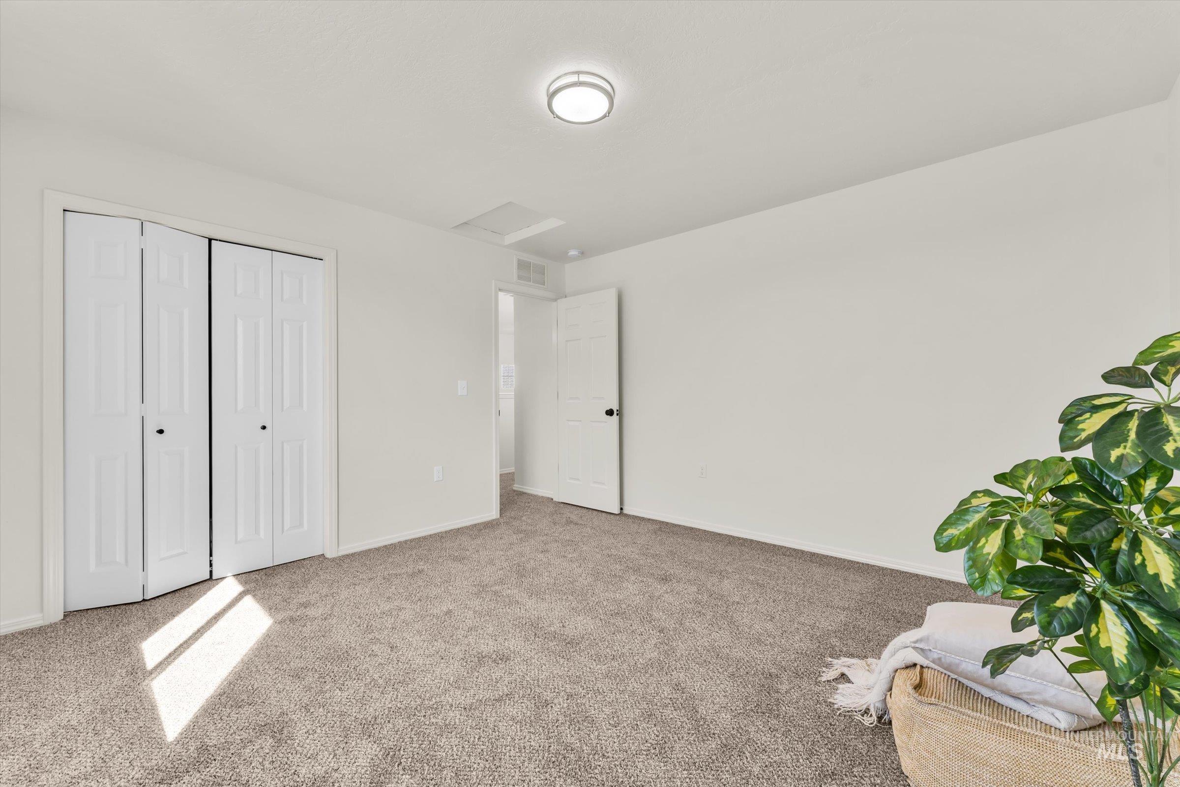 5602 Barkley Way, Caldwell, Idaho 83607-5580, 5 Bedrooms, 2.5 Bathrooms, Residential For Sale, Price $0,MLS 98991395