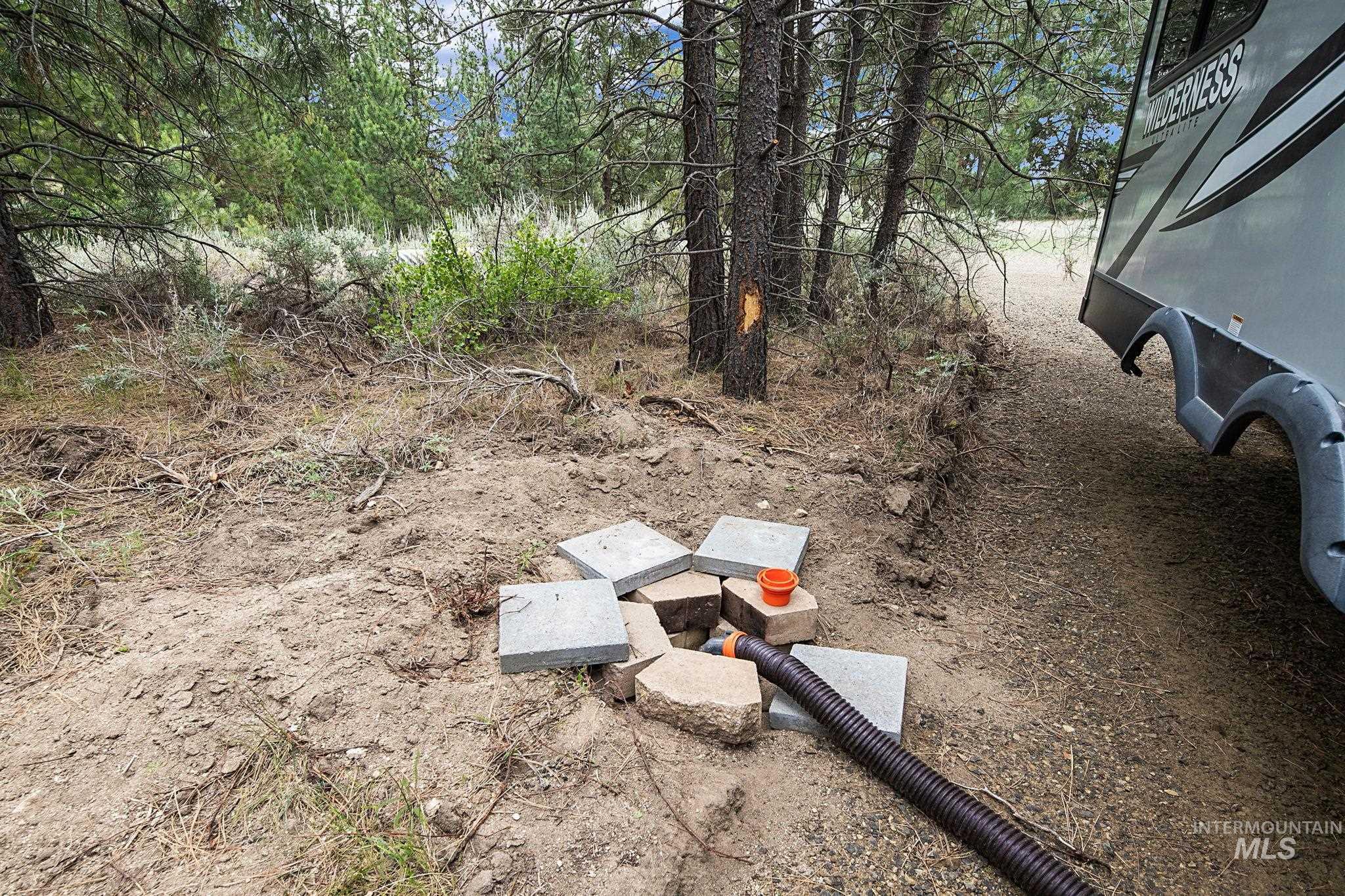 1497 Pine Ridge Dr, Cascade, Idaho 83611, Land For Sale, Price $375,000,MLS 98991396