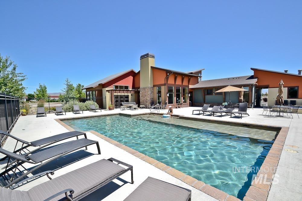 1275 E Lone Creek Dr, Eagle, Idaho 83616, 3 Bedrooms, 2.5 Bathrooms, Residential For Sale, Price $619,000, 98991397
