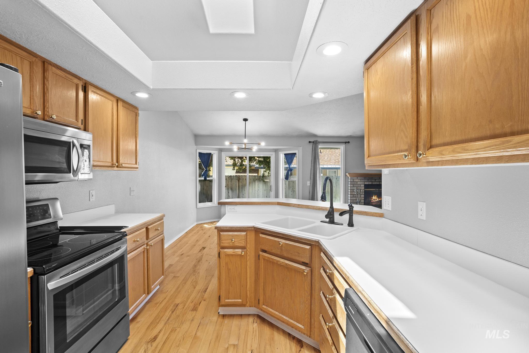 10979 W Tidewater Ct., Boise, Idaho 83713, 3 Bedrooms, 2 Bathrooms, Residential For Sale, Price $409,999,MLS 98991399