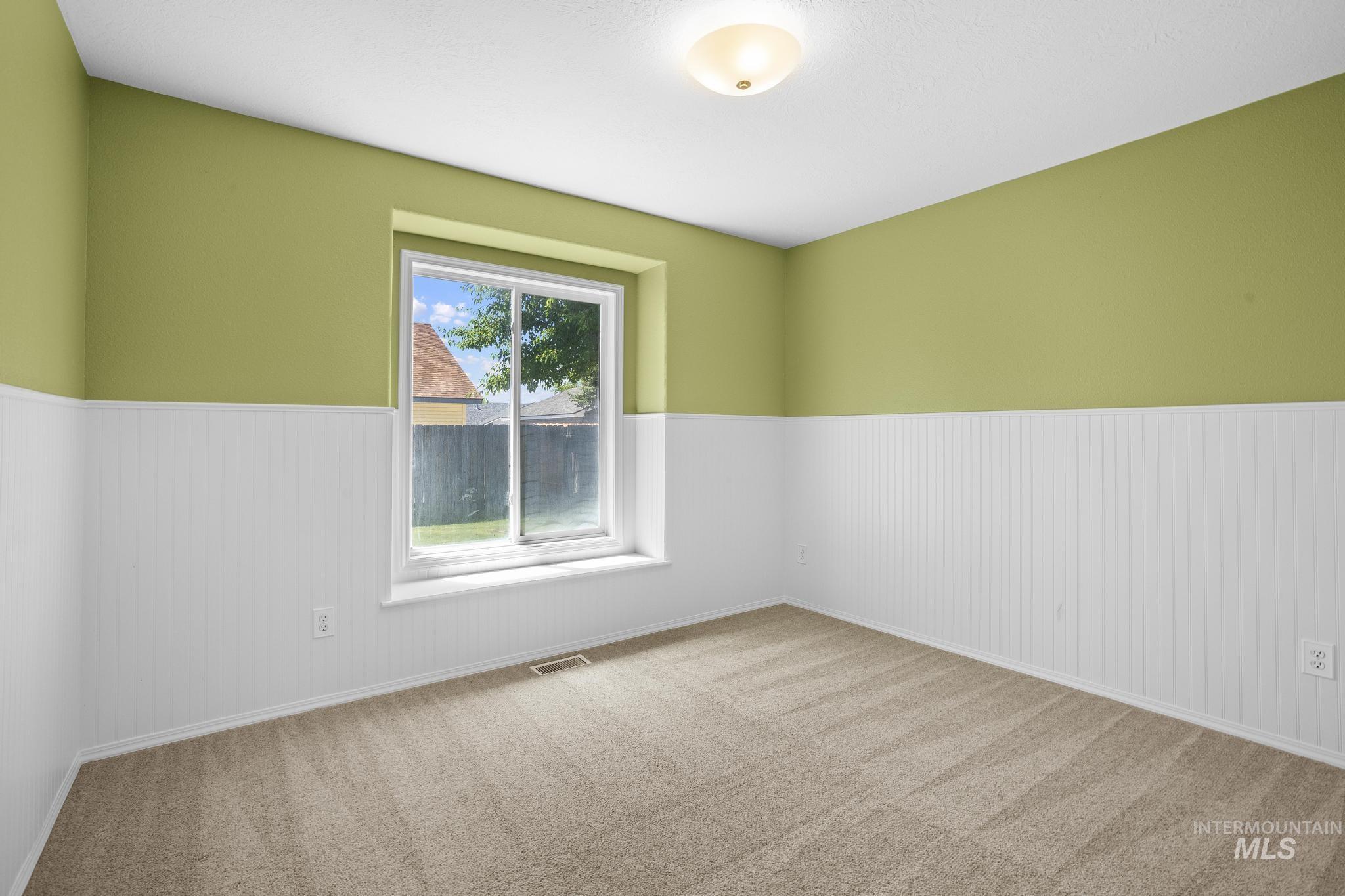 10979 W Tidewater Ct., Boise, Idaho 83713, 3 Bedrooms, 2 Bathrooms, Residential For Sale, Price $409,999,MLS 98991399