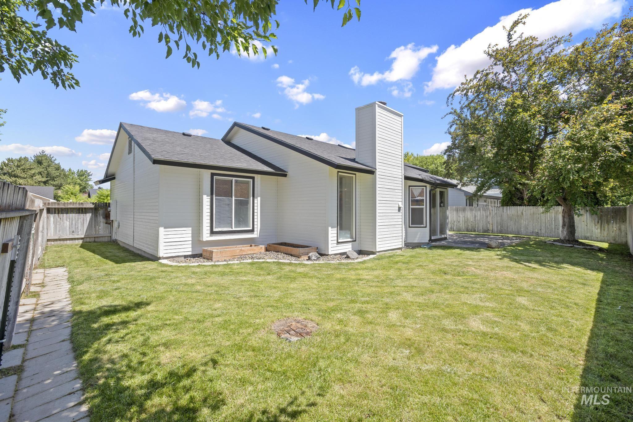 10979 W Tidewater Ct., Boise, Idaho 83713, 3 Bedrooms, 2 Bathrooms, Residential For Sale, Price $409,999,MLS 98991399
