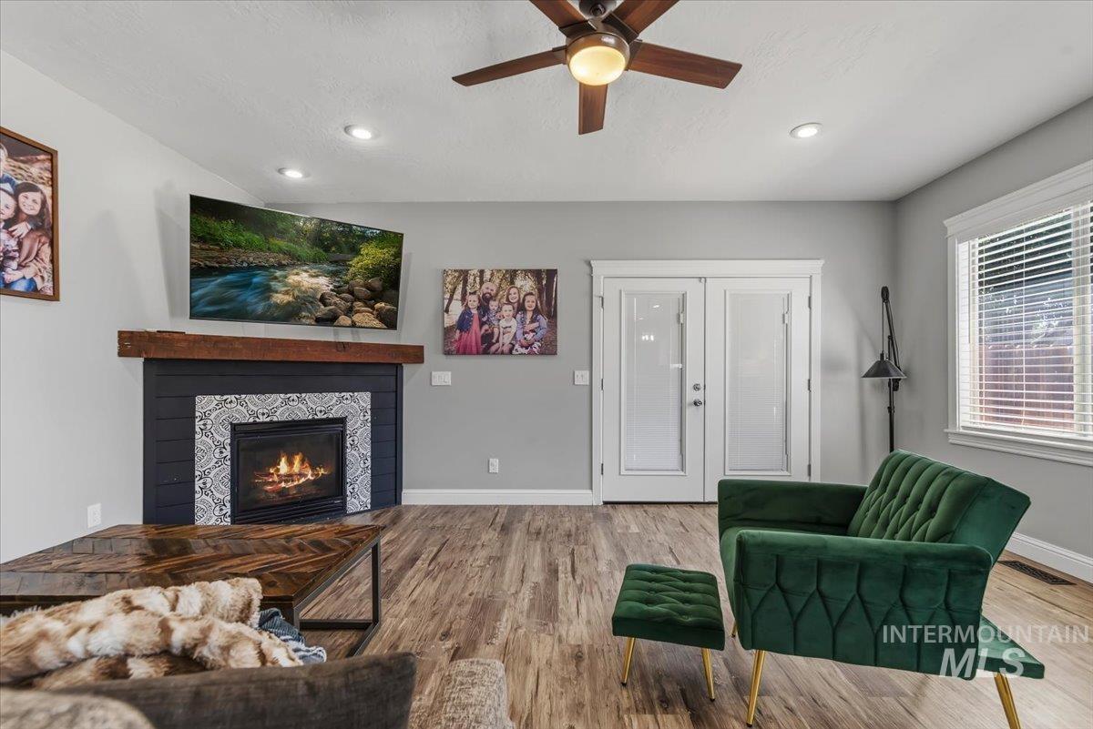 2229 W Rock Creek Dr., Nampa, Idaho 83686, 5 Bedrooms, 3 Bathrooms, Residential For Sale, Price $664,900,MLS 98991401