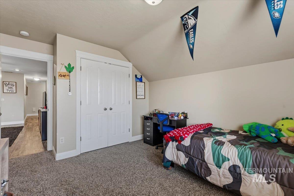 2229 W Rock Creek Dr., Nampa, Idaho 83686, 5 Bedrooms, 3 Bathrooms, Residential For Sale, Price $664,900,MLS 98991401