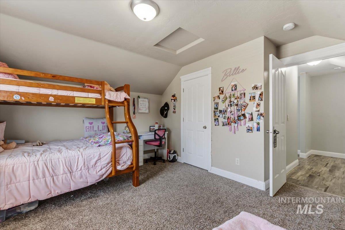 2229 W Rock Creek Dr., Nampa, Idaho 83686, 5 Bedrooms, 3 Bathrooms, Residential For Sale, Price $664,900,MLS 98991401