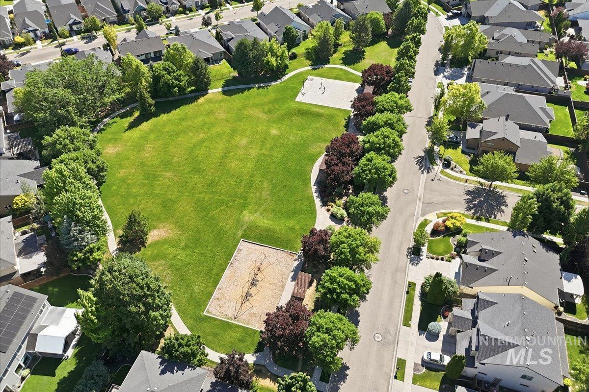 1303 Brando St., Meridian, Idaho 83646, 3 Bedrooms, 2 Bathrooms, Residential For Sale, Price $615,000, 98991402