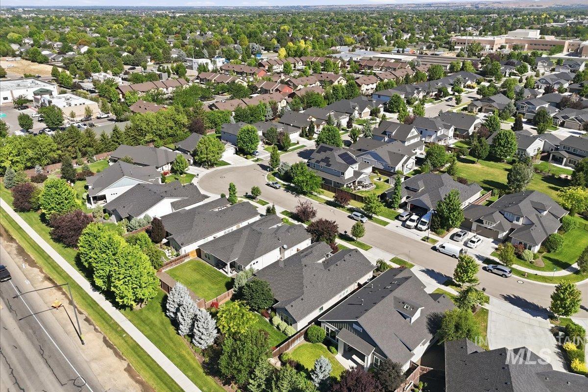 1303 Brando St., Meridian, Idaho 83646, 3 Bedrooms, 2 Bathrooms, Residential For Sale, Price $615,000, 98991402