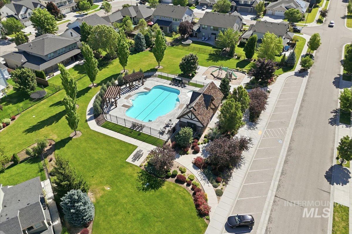 1303 Brando St., Meridian, Idaho 83646, 3 Bedrooms, 2 Bathrooms, Residential For Sale, Price $615,000, 98991402