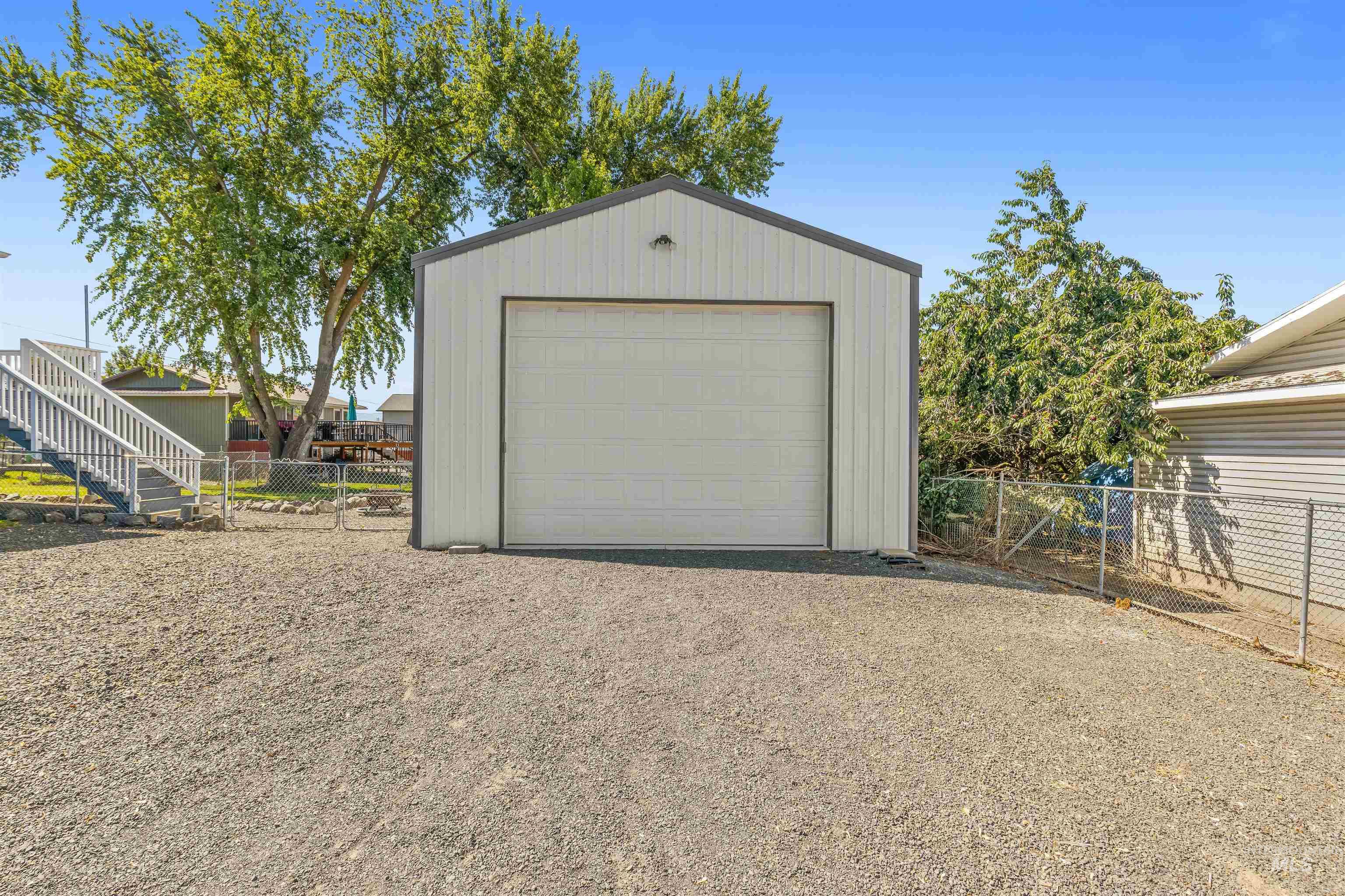 2040 Ripon Avenue, Lewiston, Idaho 83501, 3 Bedrooms, 2 Bathrooms, Residential For Sale, Price $469,000, 98991403