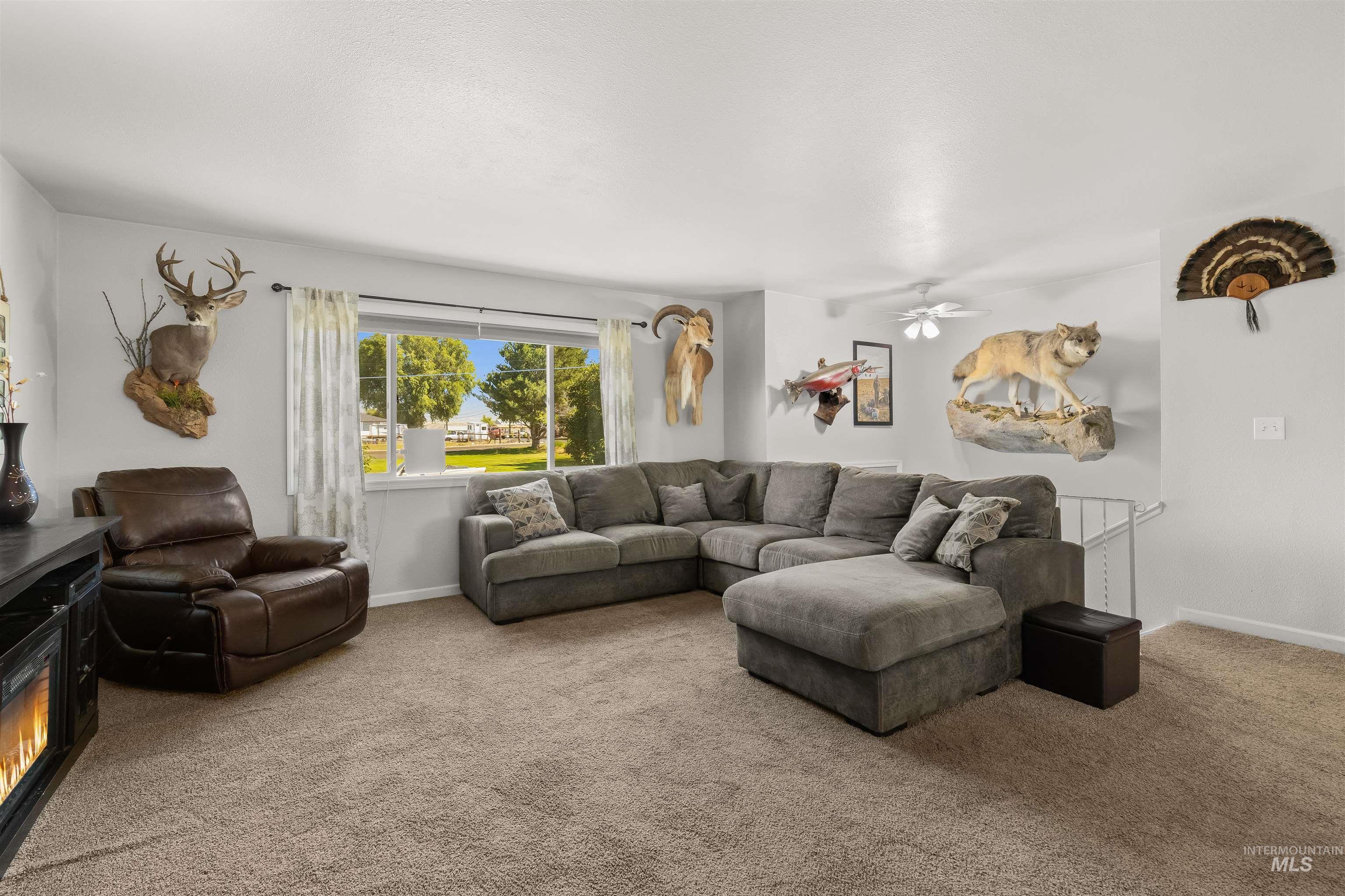 2040 Ripon Avenue, Lewiston, Idaho 83501, 3 Bedrooms, 2 Bathrooms, Residential For Sale, Price $469,000, 98991403
