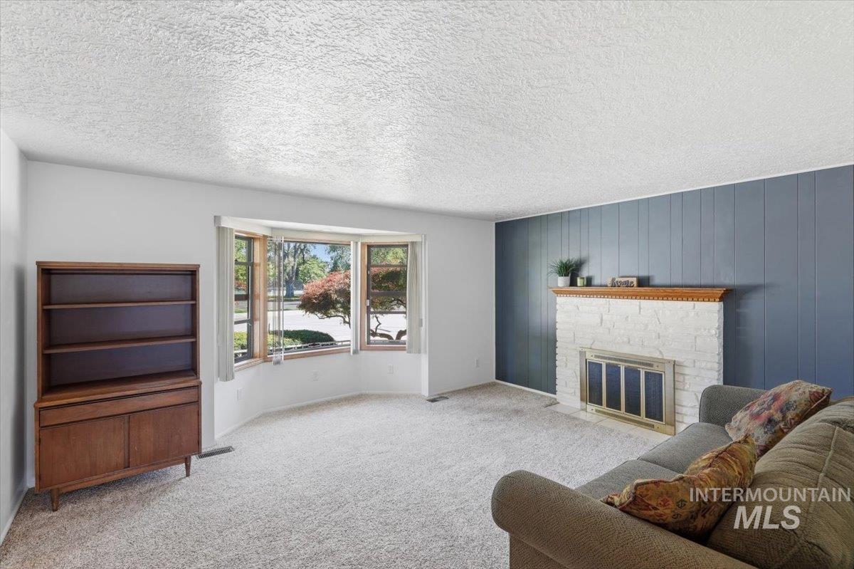 4513 W Camas St, Boise, Idaho 83705, 2 Bedrooms, 2 Bathrooms, Residential For Sale, Price $515,000, 98991404