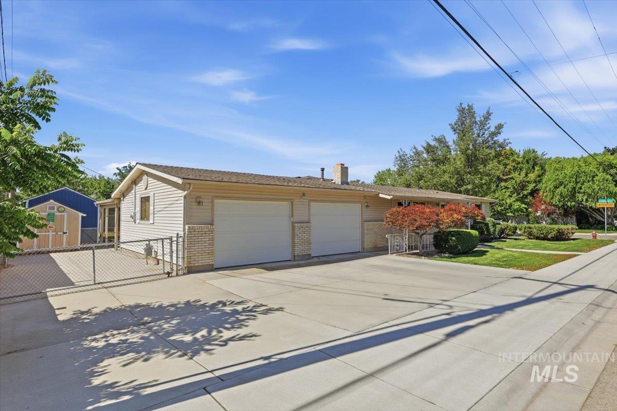 4513 W Camas St, Boise, Idaho 83705, 2 Bedrooms, 2 Bathrooms, Residential For Sale, Price $515,000, 98991404