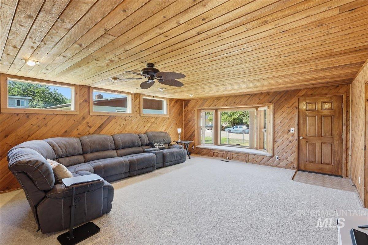 4513 W Camas St, Boise, Idaho 83705, 2 Bedrooms, 2 Bathrooms, Residential For Sale, Price $515,000, 98991404