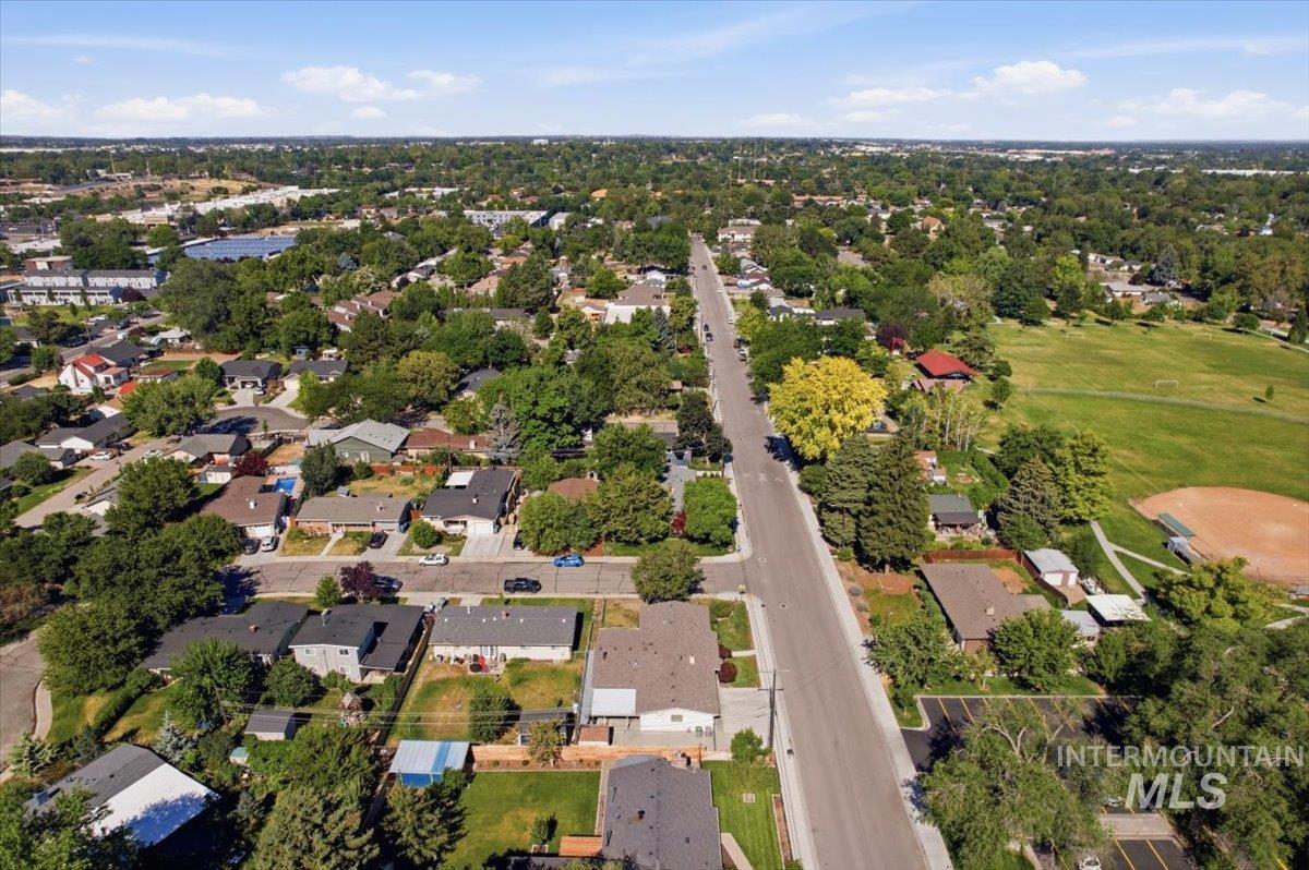 4513 W Camas St, Boise, Idaho 83705, 2 Bedrooms, 2 Bathrooms, Residential For Sale, Price $515,000, 98991404