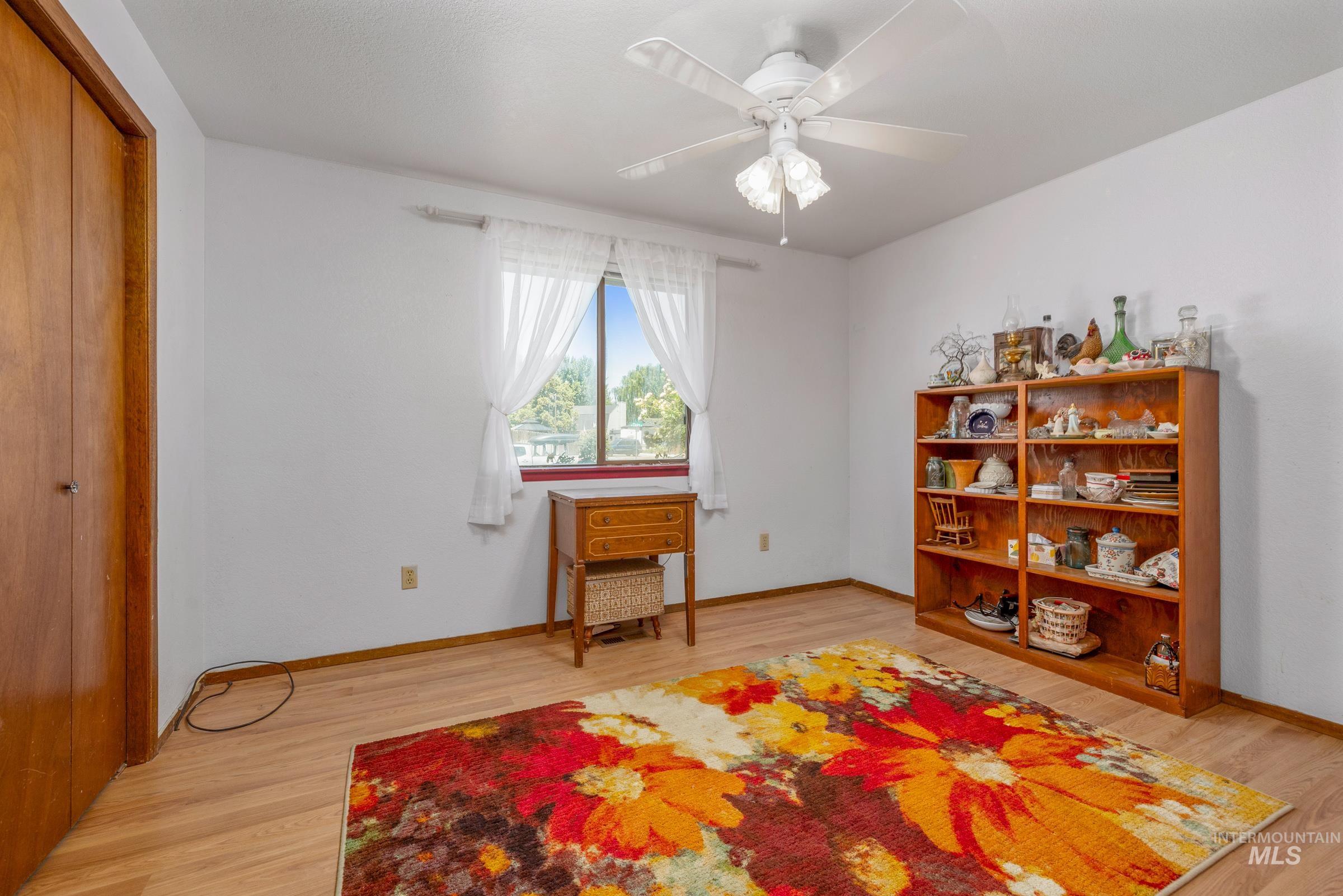 1433 W Claire St, Meridian, Idaho 83646, 3 Bedrooms, 2 Bathrooms, Residential For Sale, Price $385,000,MLS 98991405