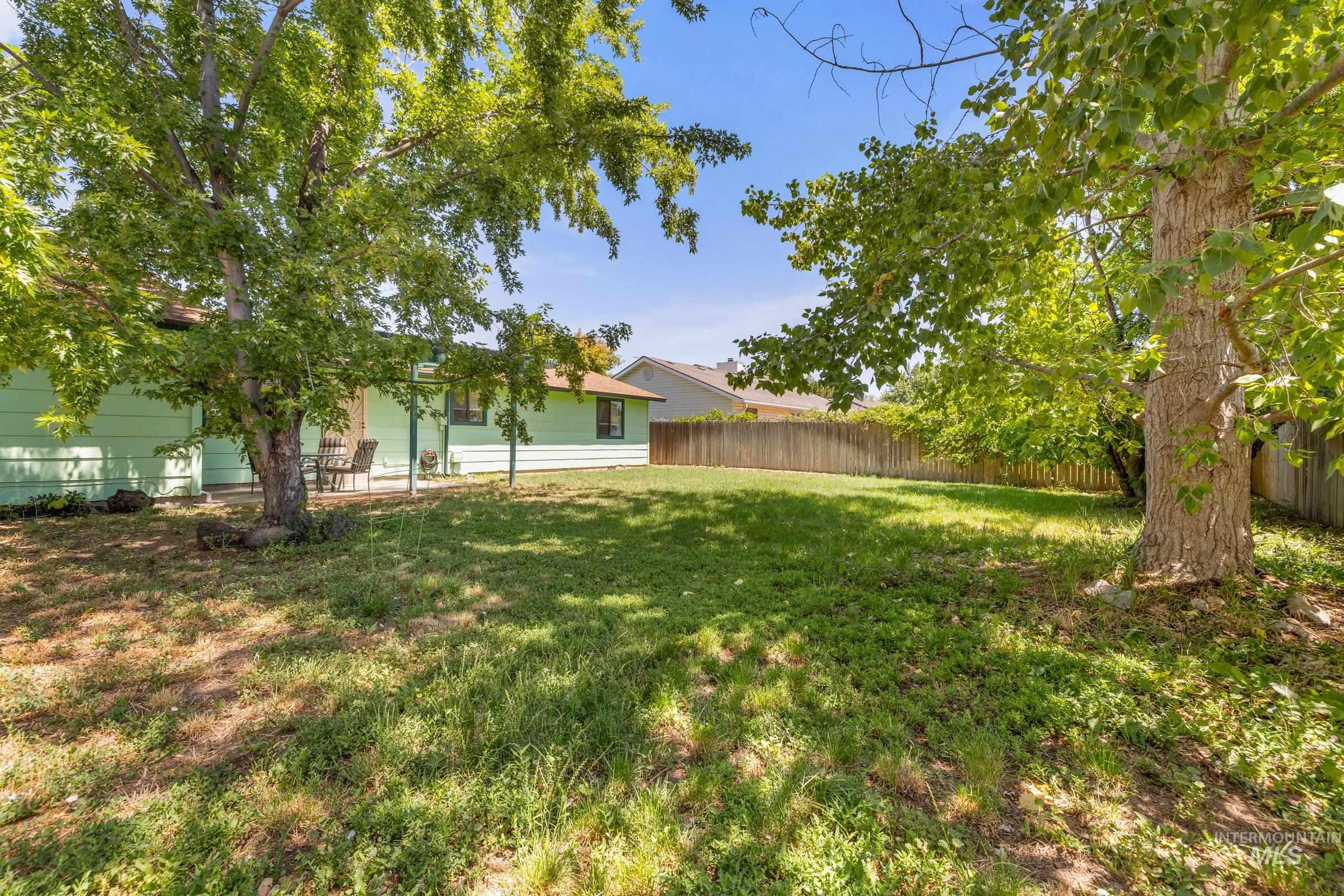 1433 W Claire St, Meridian, Idaho 83646, 3 Bedrooms, 2 Bathrooms, Residential For Sale, Price $385,000,MLS 98991405