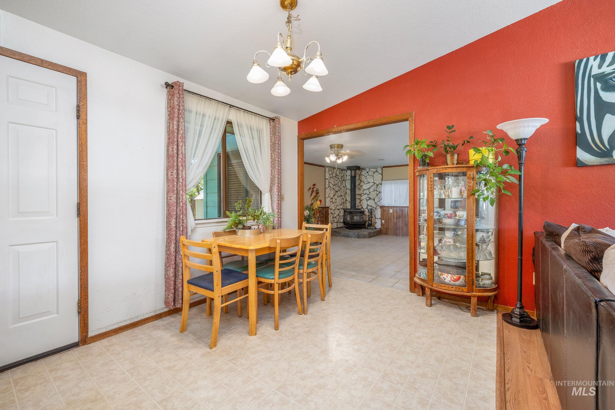1433 W Claire St, Meridian, Idaho 83646, 3 Bedrooms, 2 Bathrooms, Residential For Sale, Price $385,000,MLS 98991405