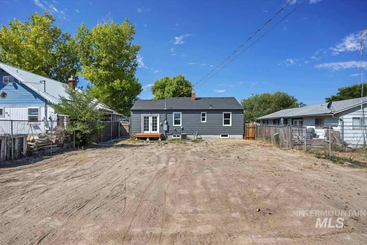 604 8th Ave N, Buhl, Idaho 83316, 4 Bedrooms, 2 Bathrooms, Residential For Sale, Price $342,900,MLS 98991407