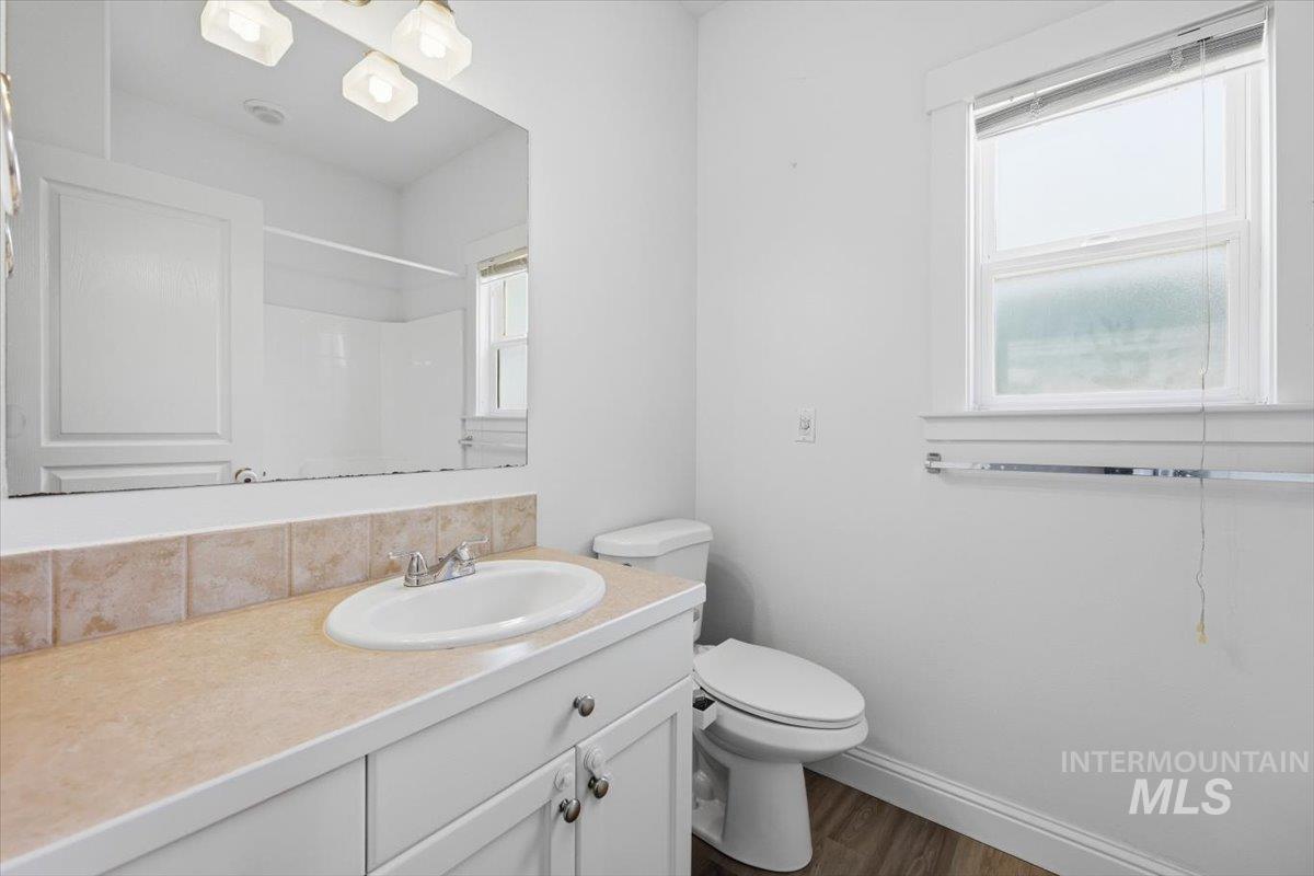1827 W Lotus Ponds Ct., Nampa, Idaho 83651, 3 Bedrooms, 2 Bathrooms, Residential For Sale, Price $419,000, 98991408