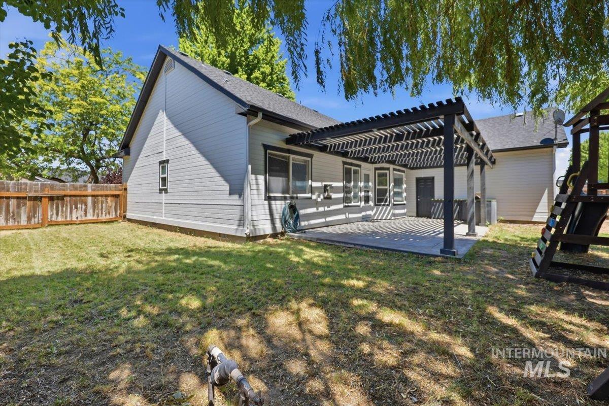 1827 W Lotus Ponds Ct., Nampa, Idaho 83651, 3 Bedrooms, 2 Bathrooms, Residential For Sale, Price $419,000, 98991408