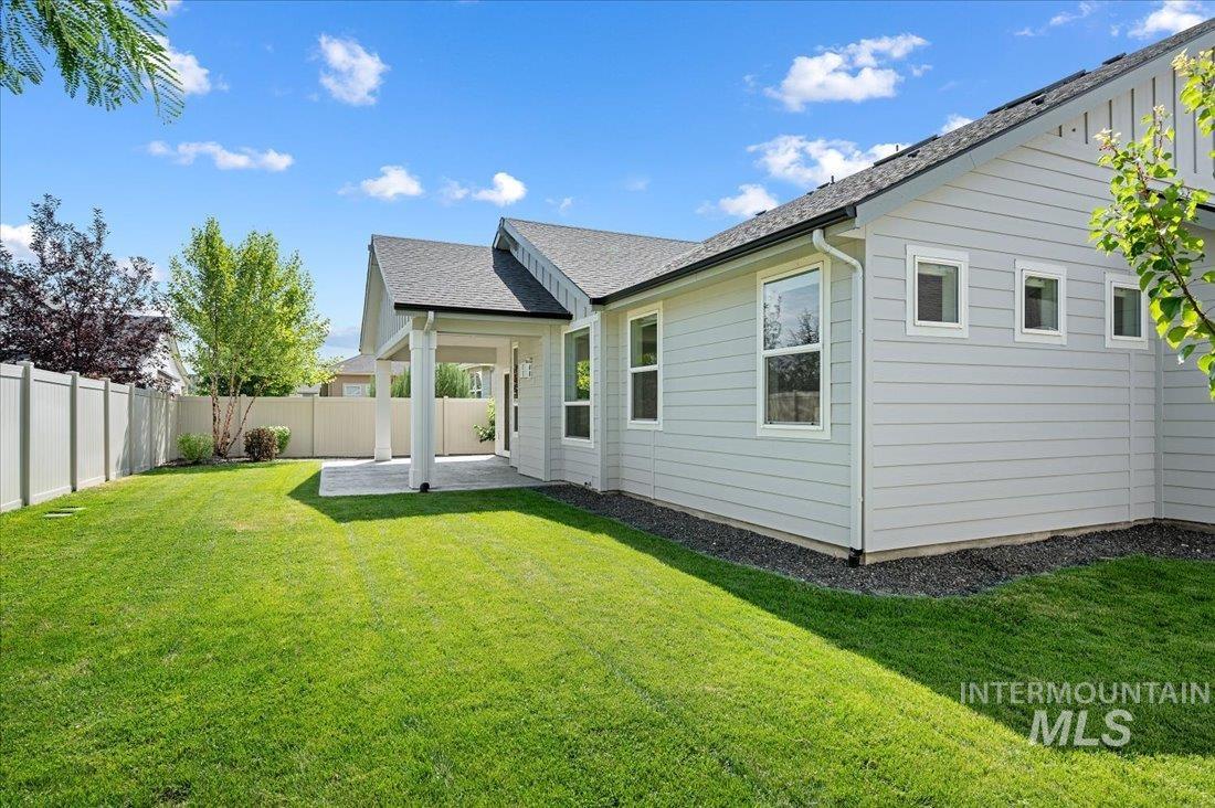 830 E Territory, Meridian, Idaho 83646, 5 Bedrooms, 3 Bathrooms, Residential For Sale, Price $815,000,MLS 98991413
