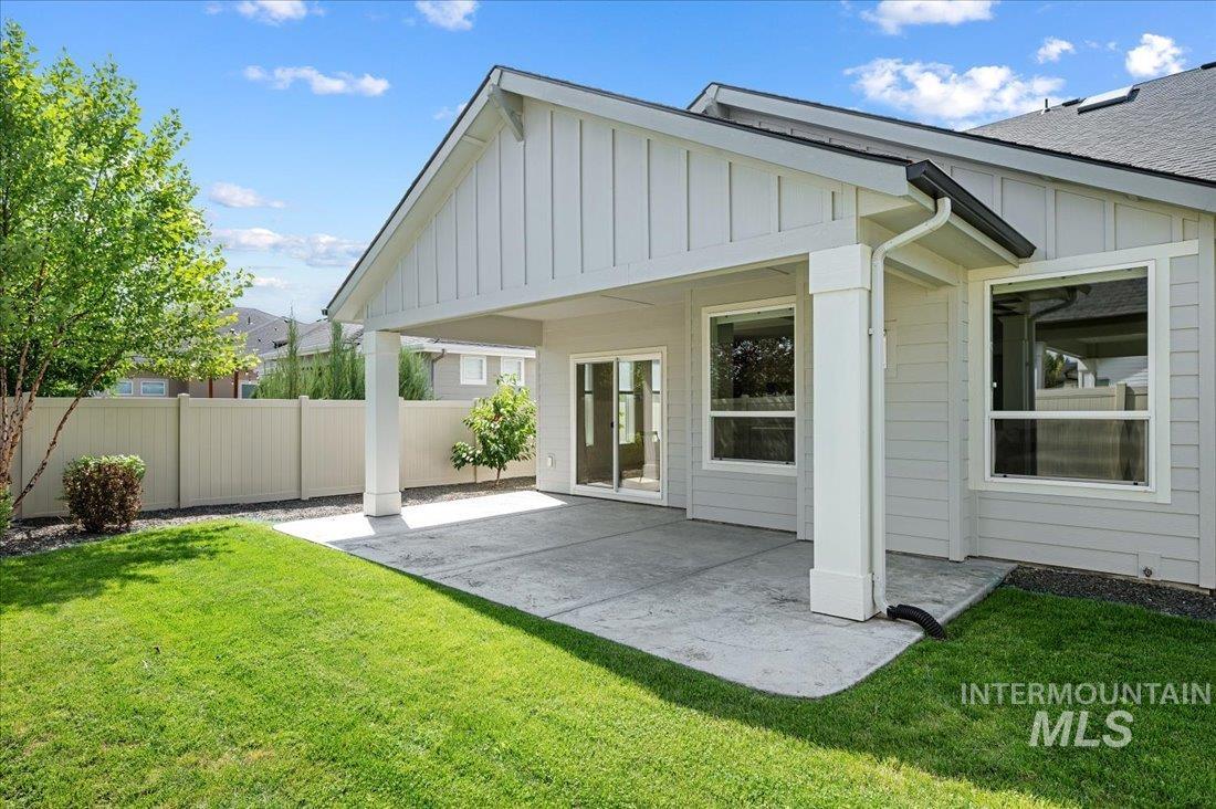 830 E Territory, Meridian, Idaho 83646, 5 Bedrooms, 3 Bathrooms, Residential For Sale, Price $815,000,MLS 98991413