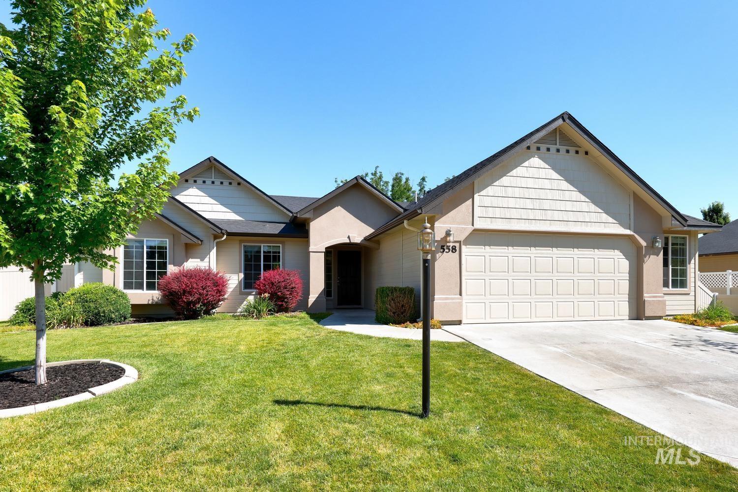 558 W Black Rock Dr, Meridian, Idaho 83646-5917, 3 Bedrooms, 2 Bathrooms, Residential For Sale, Price $465,000, 98991415
