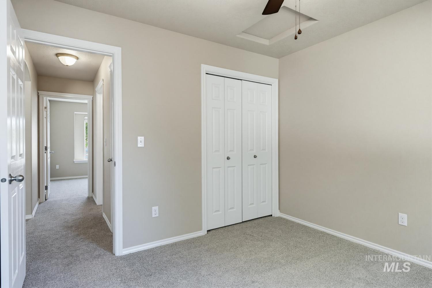 558 W Black Rock Dr, Meridian, Idaho 83646-5917, 3 Bedrooms, 2 Bathrooms, Residential For Sale, Price $465,000, 98991415
