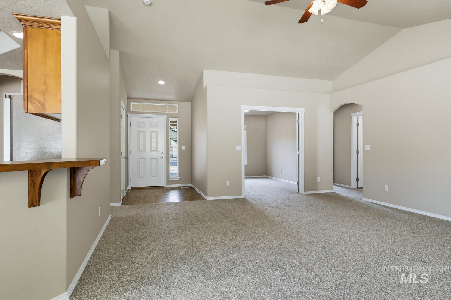 558 W Black Rock Dr, Meridian, Idaho 83646-5917, 3 Bedrooms, 2 Bathrooms, Residential For Sale, Price $465,000, 98991415