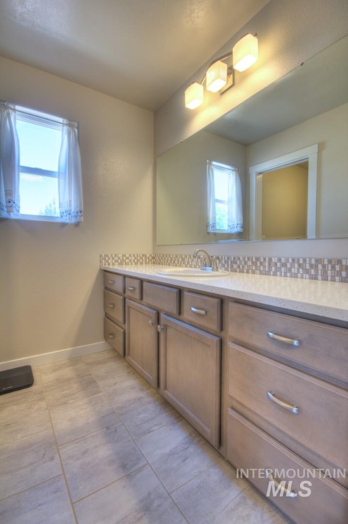 11377 W Raul St, Boise, Idaho 83709, 4 Bedrooms, 2.5 Bathrooms, Residential For Sale, Price $599,900,MLS 98991416