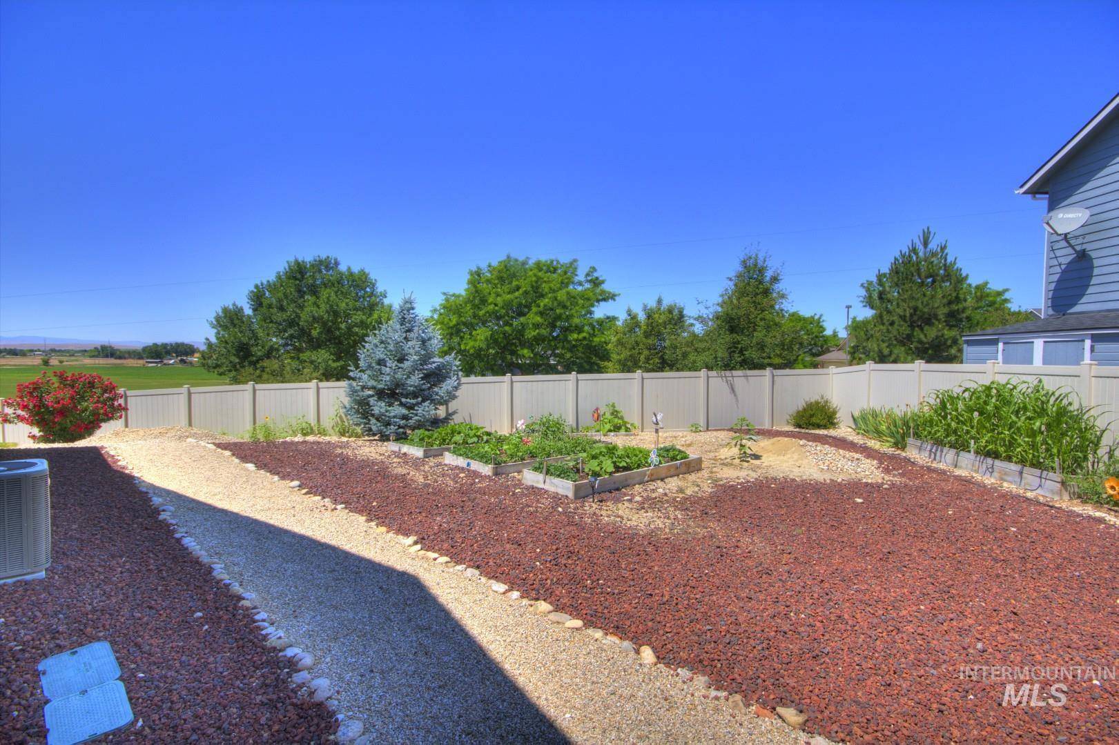 11377 W Raul St, Boise, Idaho 83709, 4 Bedrooms, 2.5 Bathrooms, Residential For Sale, Price $599,900,MLS 98991416