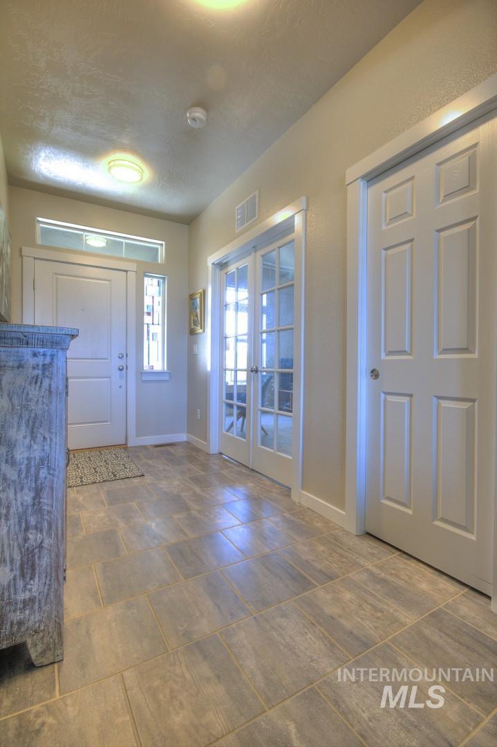 11377 W Raul St, Boise, Idaho 83709, 4 Bedrooms, 2.5 Bathrooms, Residential For Sale, Price $599,900,MLS 98991416