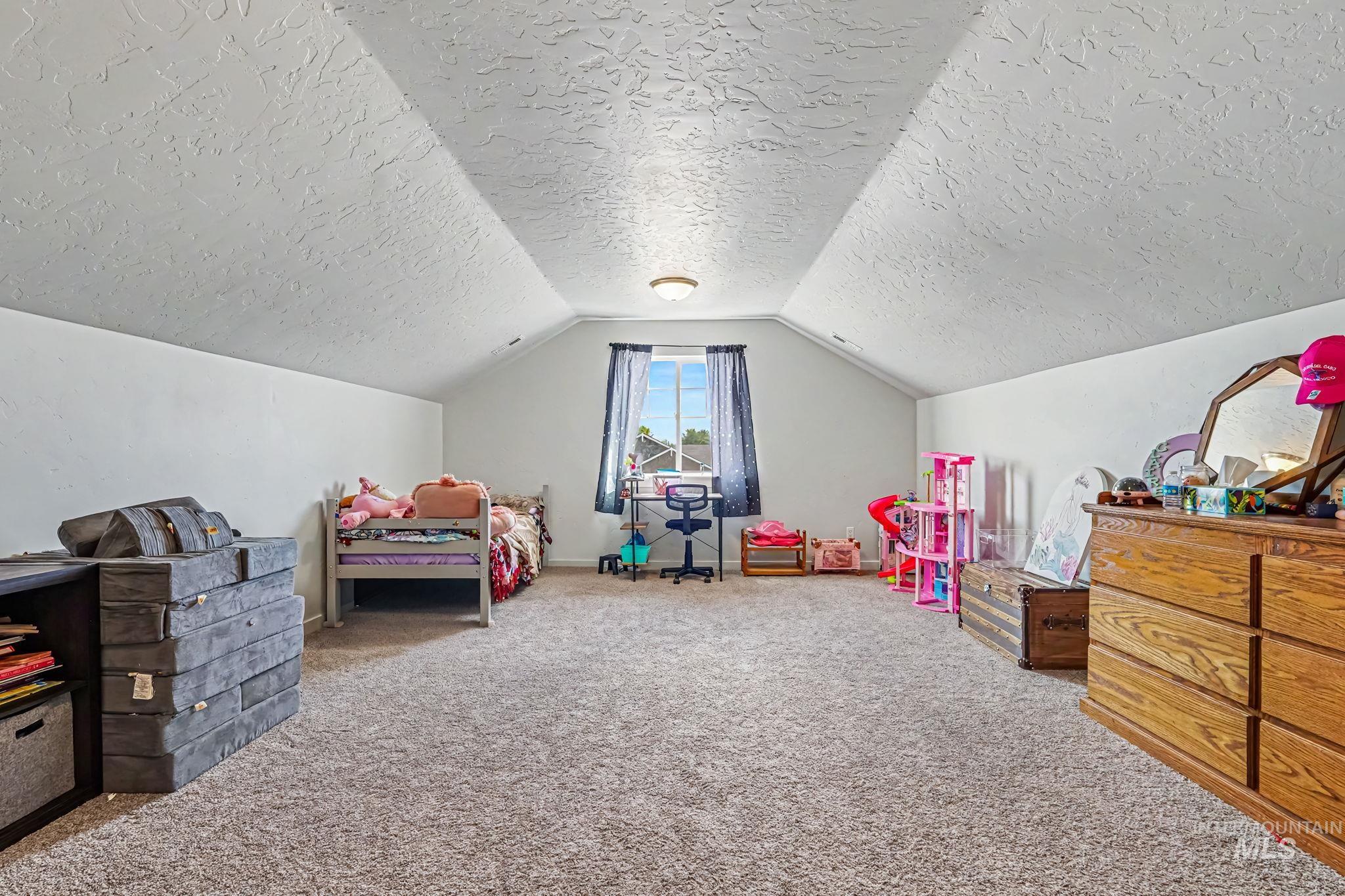 319 Maverick St., Fruitland, Idaho 83619, 4 Bedrooms, 2 Bathrooms, Residential For Sale, Price $455,000, 98991417