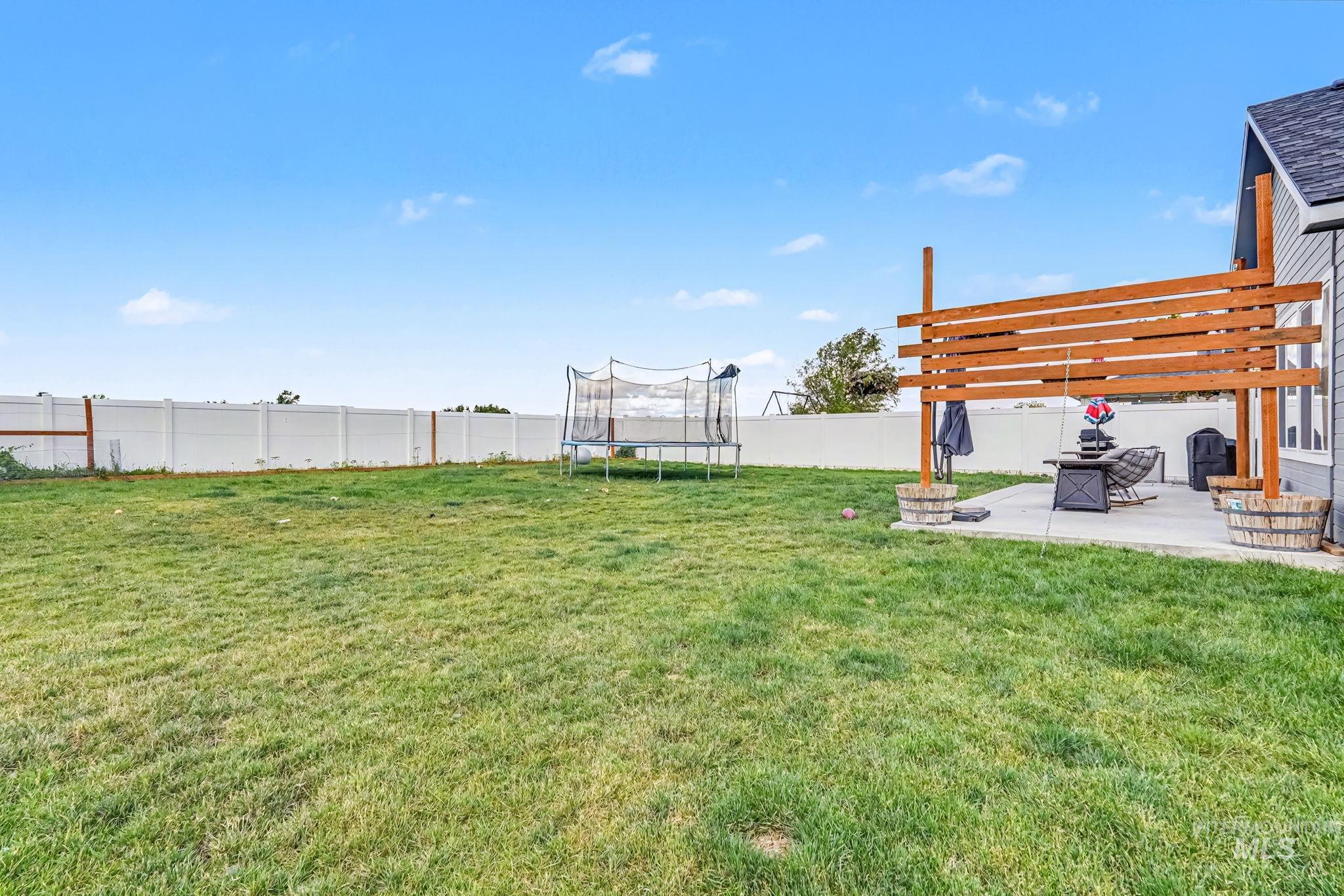 319 Maverick St., Fruitland, Idaho 83619, 4 Bedrooms, 2 Bathrooms, Residential For Sale, Price $455,000, 98991417