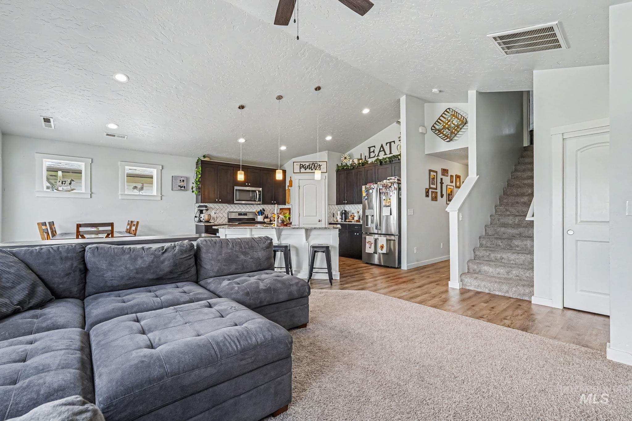319 Maverick St., Fruitland, Idaho 83619, 4 Bedrooms, 2 Bathrooms, Residential For Sale, Price $455,000, 98991417