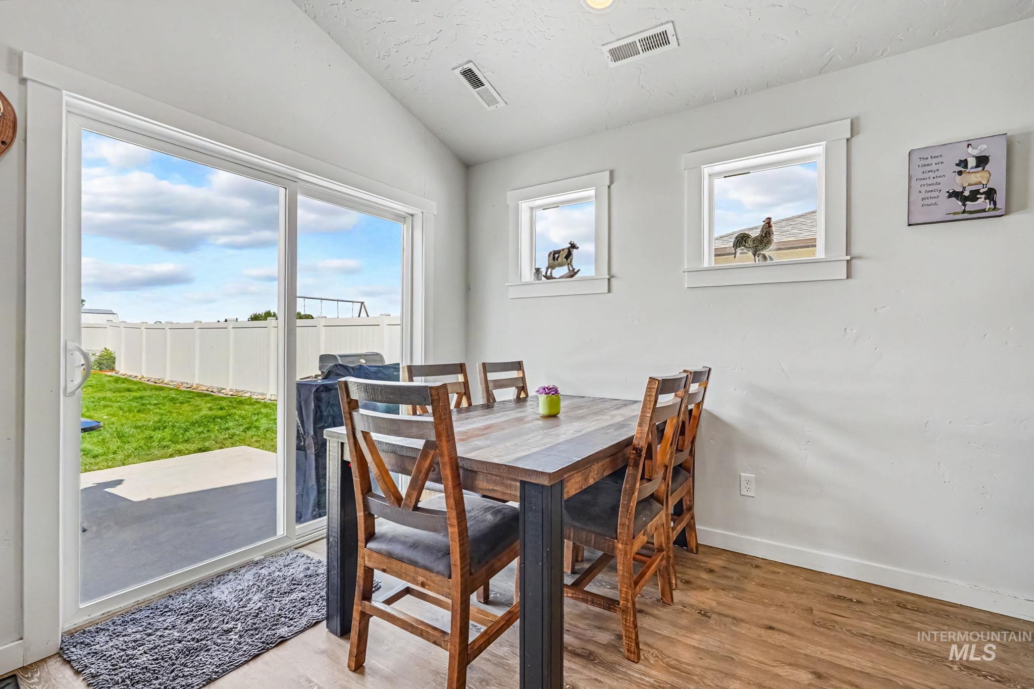 319 Maverick St., Fruitland, Idaho 83619, 4 Bedrooms, 2 Bathrooms, Residential For Sale, Price $455,000, 98991417