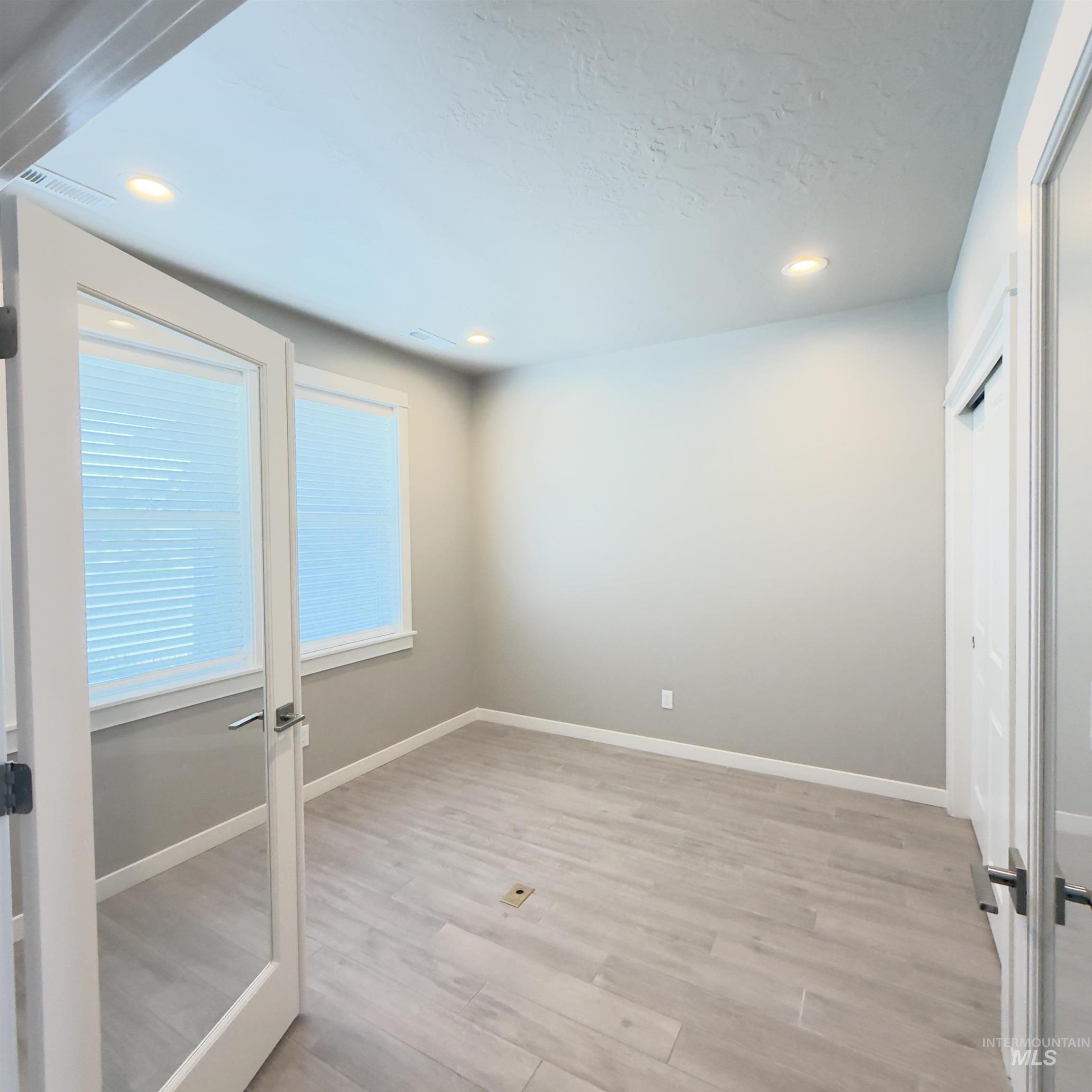 5708 E Bollo St., Nampa, Idaho 83687, 3 Bedrooms, 2 Bathrooms, Residential For Sale, Price $515,000, 98991420
