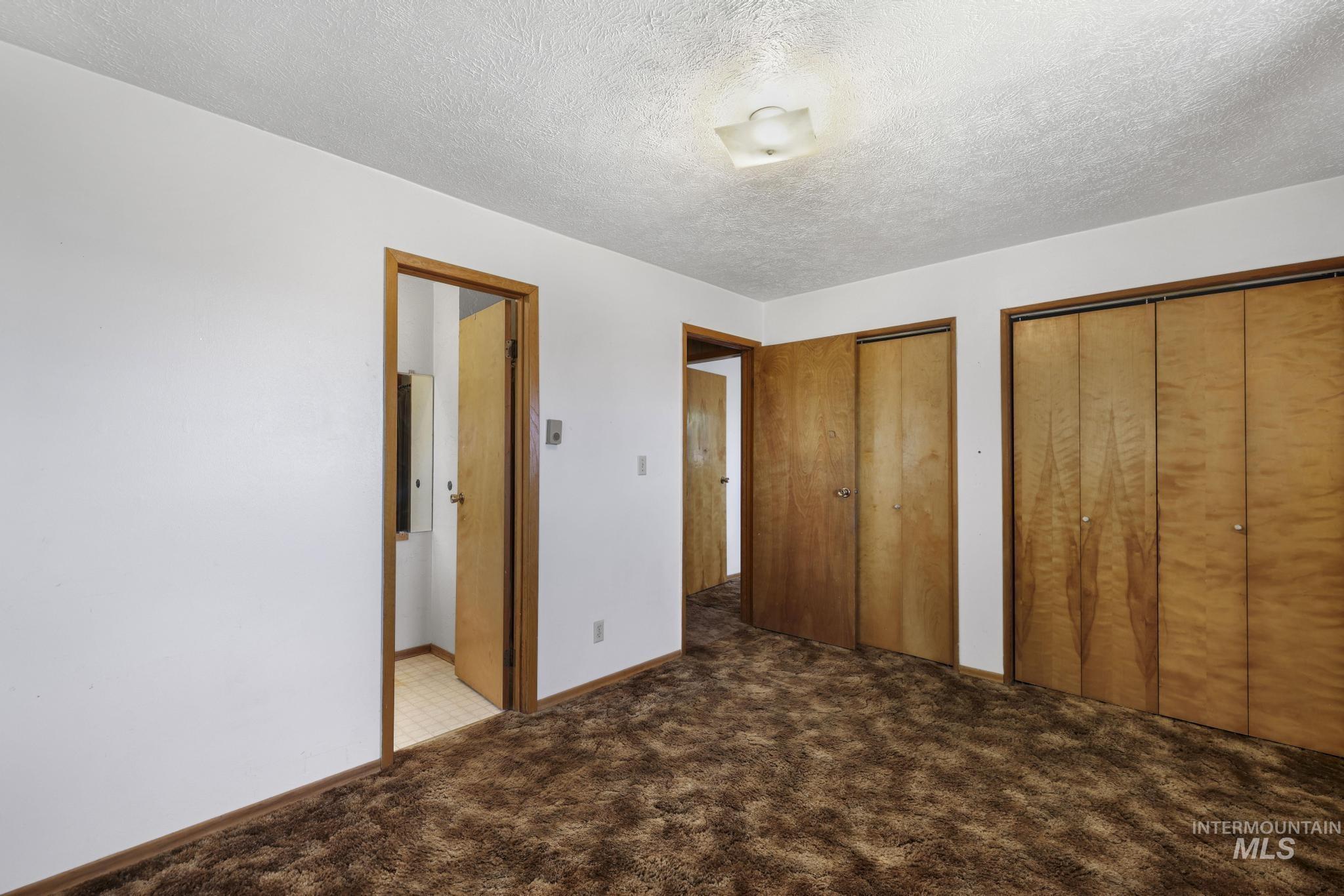 1906 S 1200 E, Bliss, Idaho 83314, 4 Bedrooms, 2 Bathrooms, Residential For Sale, Price $335,000,MLS 98991423