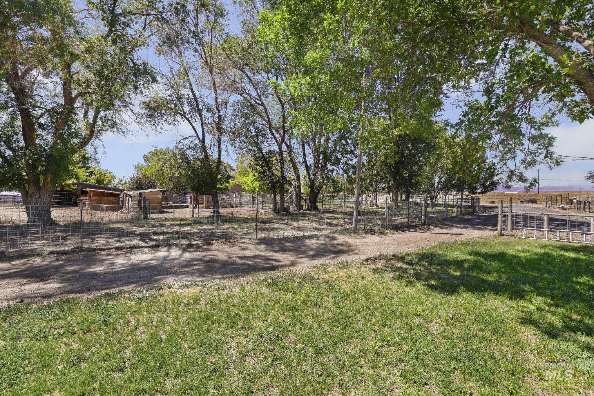1906 S 1200 E, Bliss, Idaho 83314, 4 Bedrooms, 2 Bathrooms, Residential For Sale, Price $335,000,MLS 98991423