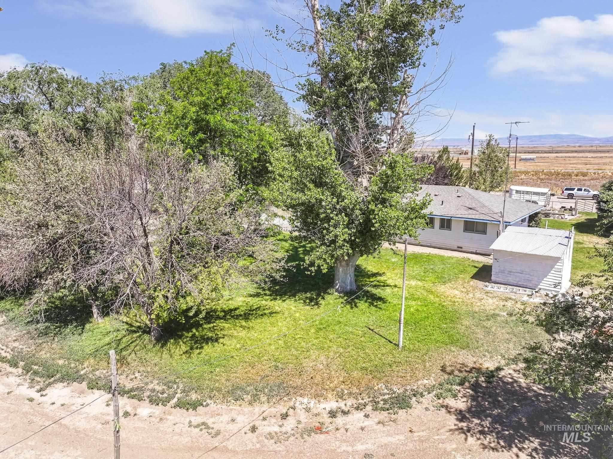 1906 S 1200 E, Bliss, Idaho 83314, 4 Bedrooms, 2 Bathrooms, Residential For Sale, Price $335,000, 98991423