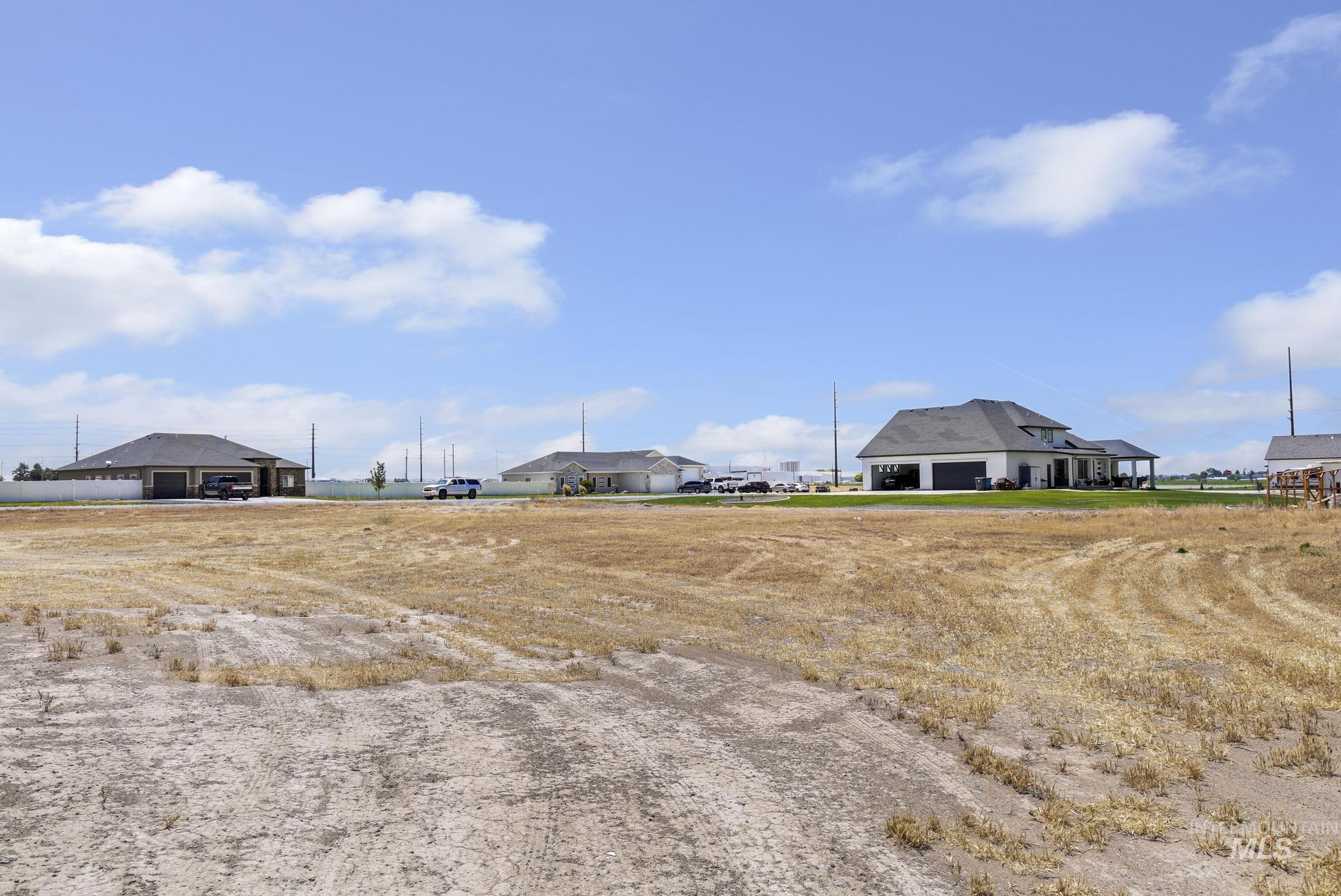 1906 S 1200 E, Bliss, Idaho 83314, 4 Bedrooms, 2 Bathrooms, Residential For Sale, Price $335,000,MLS 98991423