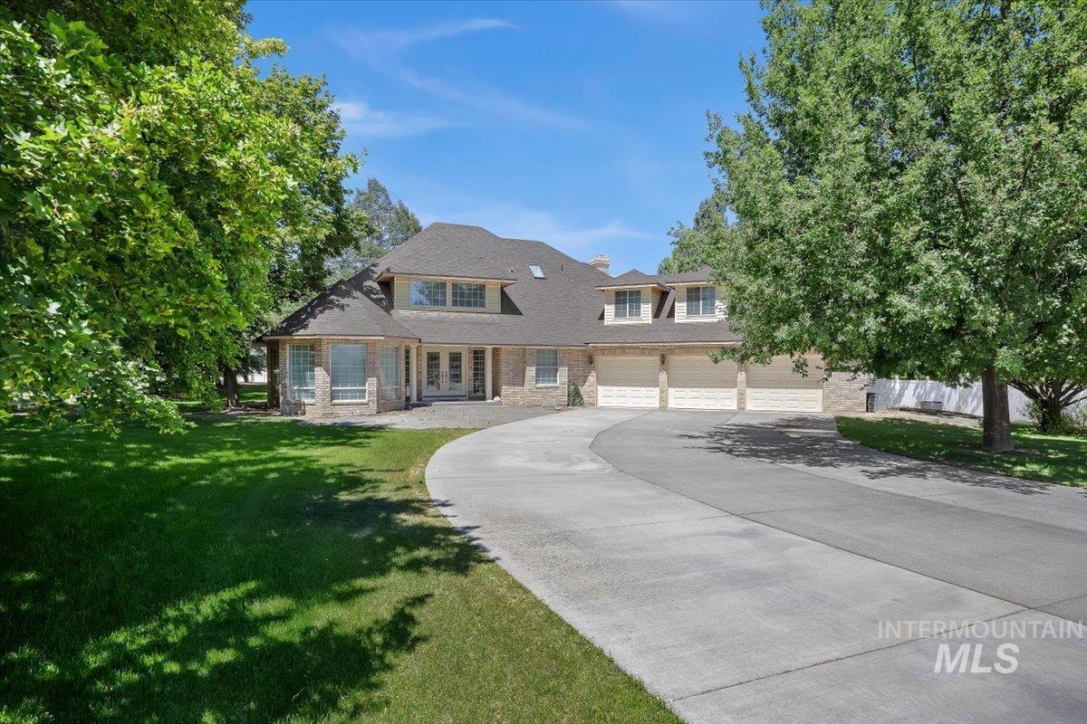 1672 Briarwood Ln, Twin Falls, Idaho 83301-8707, 3 Bedrooms, 3 Bathrooms, Residential For Sale, Price $820,000,MLS 98991427