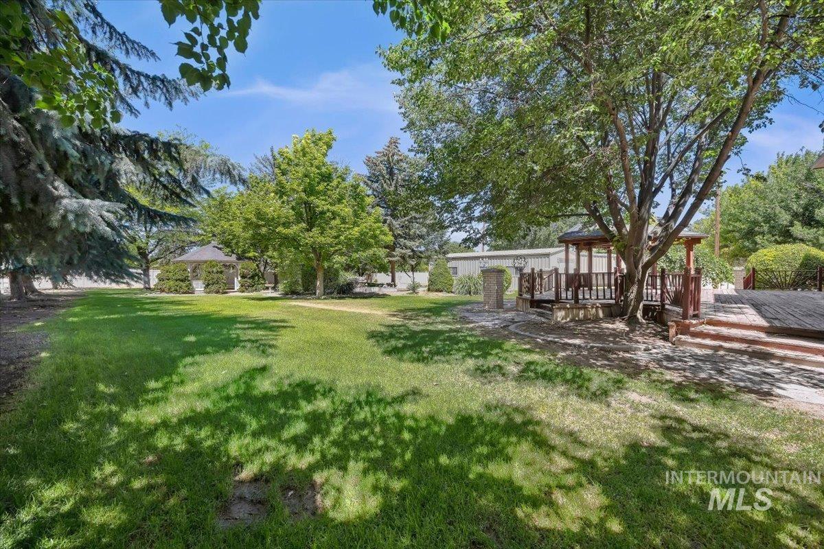 1672 Briarwood Ln, Twin Falls, Idaho 83301-8707, 3 Bedrooms, 3 Bathrooms, Residential For Sale, Price $820,000,MLS 98991427