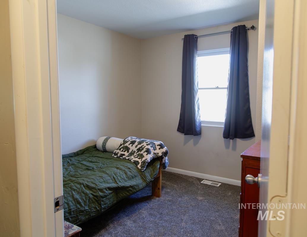 1404 Rochester, Caldwell, Idaho 83605, 3 Bedrooms, 2 Bathrooms, Residential For Sale, Price $420,000,MLS 98991429