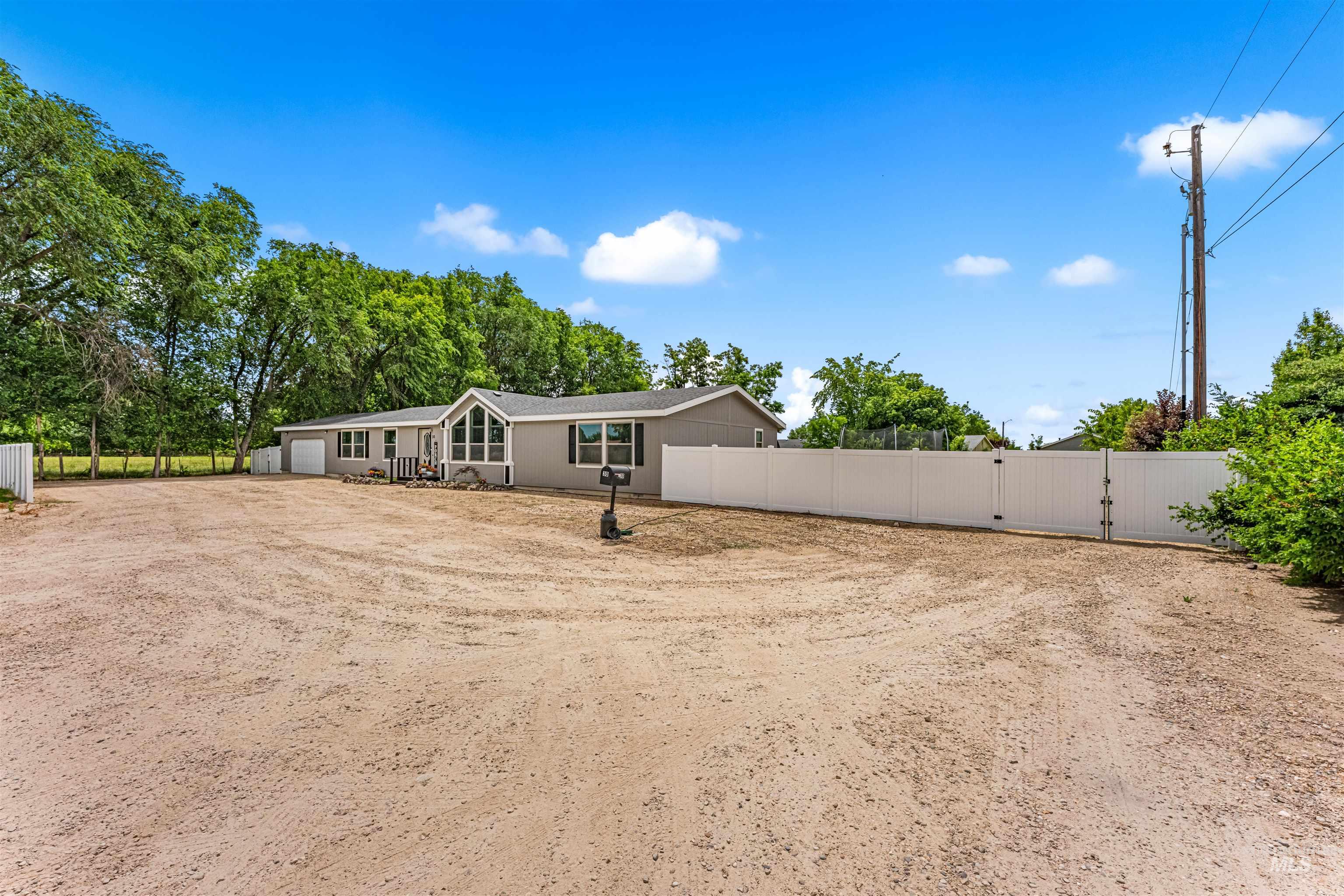 30 S Wherry Ln, Nampa, Idaho 83687, 4 Bedrooms, 2 Bathrooms, Residential For Sale, Price $625,000,MLS 98991431