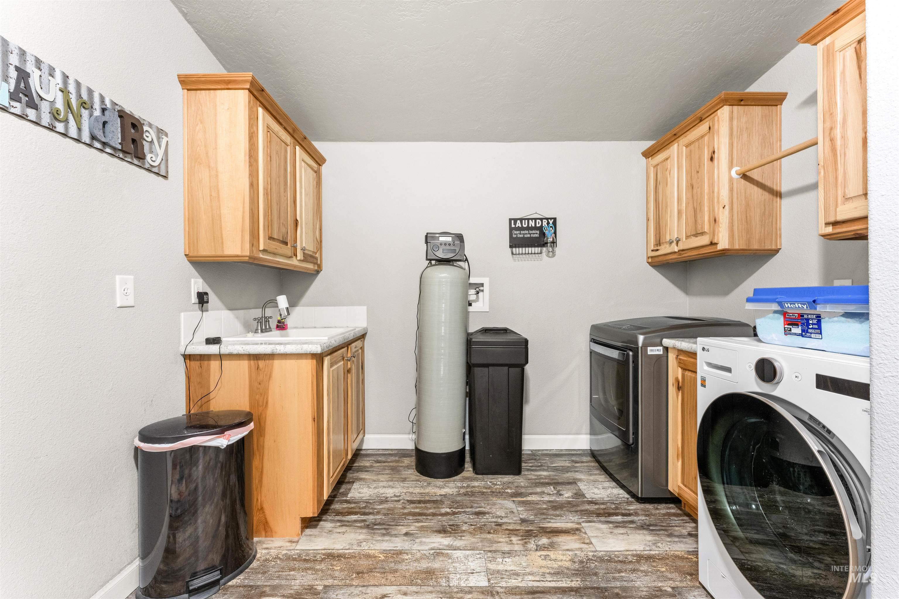 30 S Wherry Ln, Nampa, Idaho 83687, 4 Bedrooms, 2 Bathrooms, Residential For Sale, Price $625,000,MLS 98991431